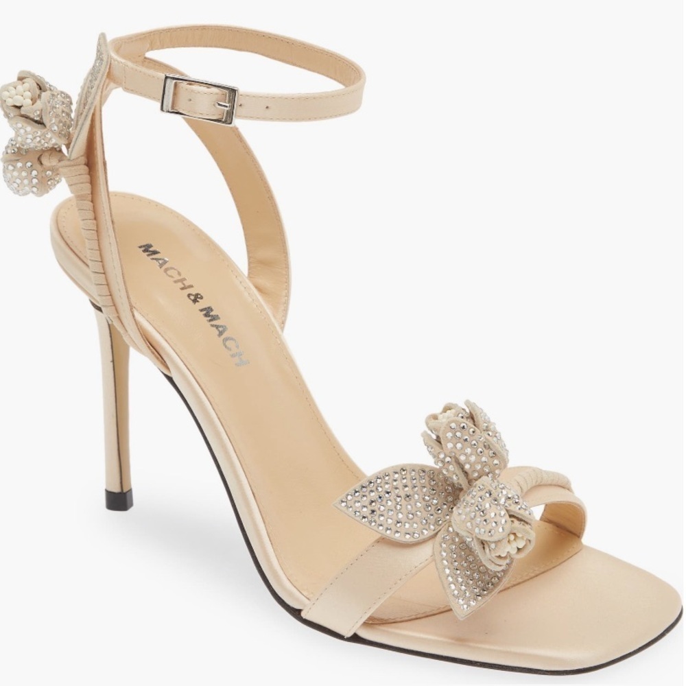 Mach & Mach Wonder Tulip Crystal Sandals Beige | Size 8 | NIB